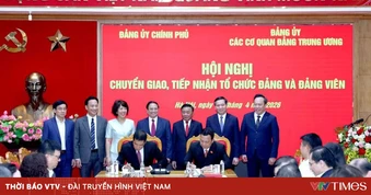 Chuyển giao và tiếp nhận 5 tổ chức đảng về Đảng ủy các cơ quan Đảng Trung ương
