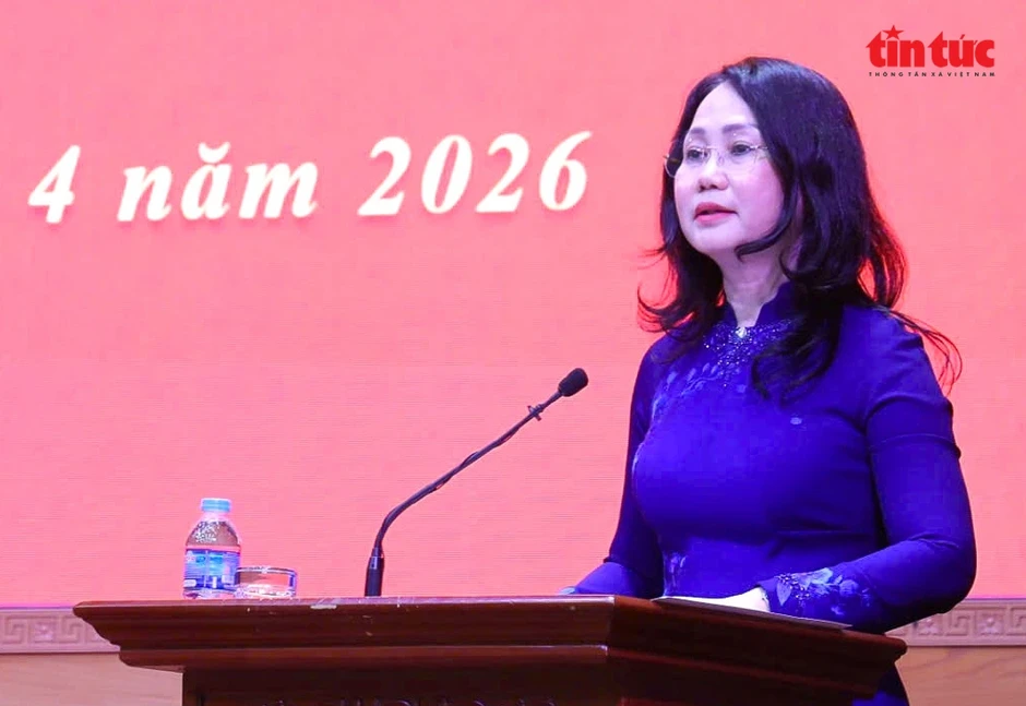 Chuyển tư duy quản lý sang tư duy kiến tạo, mở rộng không gian phát triển văn hóa Chuyển tư duy quản lý sang tư duy kiến tạo, mở rộng không gian phát triển văn hóa