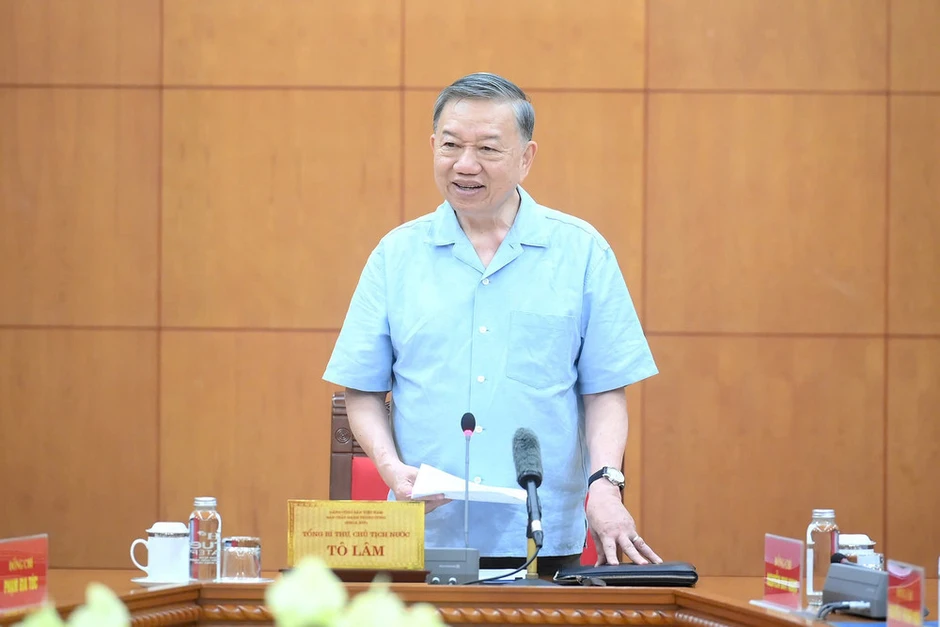 Chuyển từ duy trì năng lực sản xuất sang xây dựng hệ sinh thái công nghiệp hàng hải Chuyển từ duy trì năng lực sản xuất sang xây dựng hệ sinh thái công nghiệp hàng hải