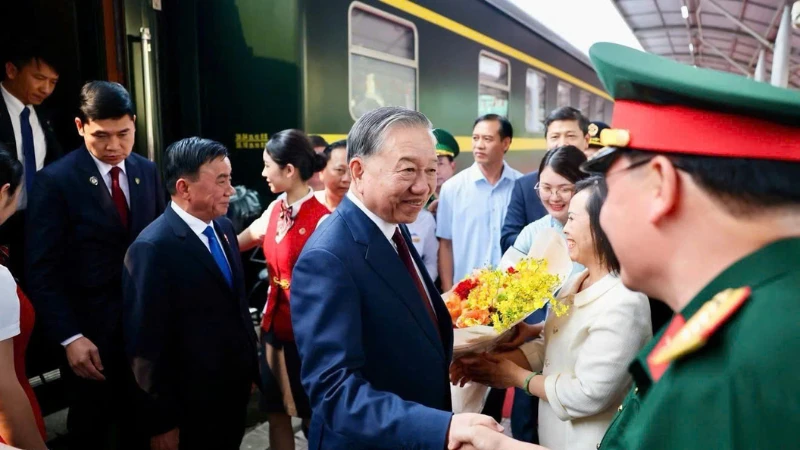 Chuyên xa đưa Tổng Bí thư, Chủ tịch nước Tô Lâm về nước, kết thúc tốt đẹp chuyến thăm cấp Nhà nước đến Trung Quốc Chuyên xa đưa Tổng Bí thư, Chủ tịch nước Tô Lâm về nước, kết thúc tốt đẹp chuyến thăm cấp Nhà nước đến Trung Quốc