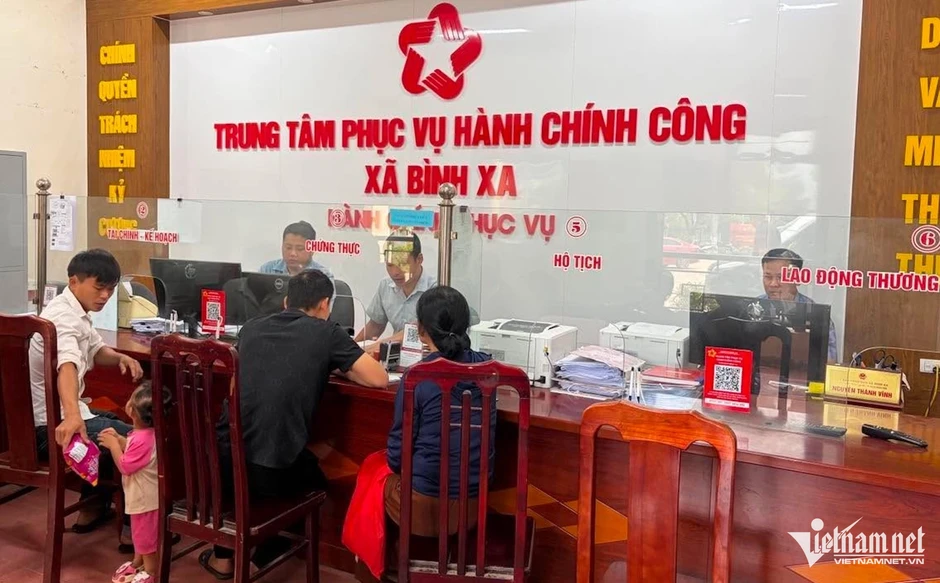 Cơ cấu tổ chức cấp xã cần chuyển từ 'tinh gọn' sang 'tinh gọn hợp lý' Cơ cấu tổ chức cấp xã cần chuyển từ 'tinh gọn' sang 'tinh gọn hợp lý'