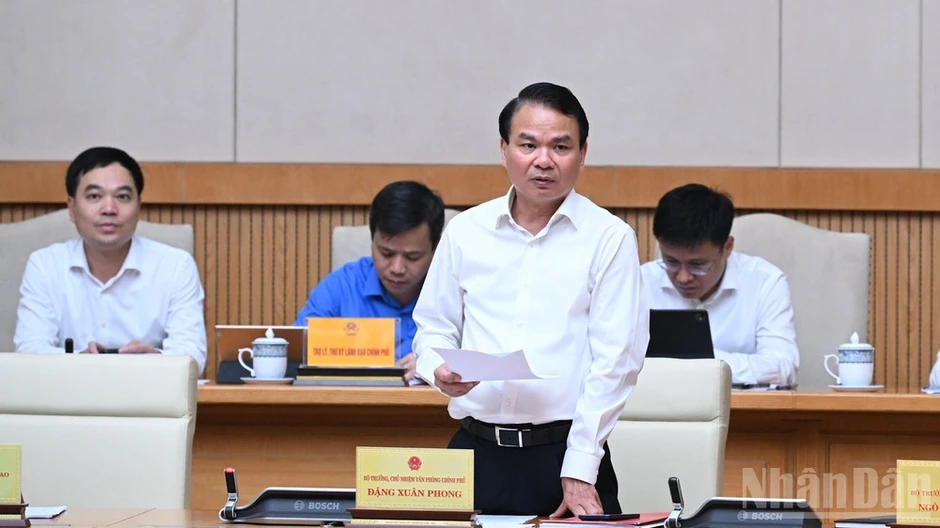 Có giải pháp hiệu quả giữ vững ổn định kinh tế vĩ mô, bảo đảm tăng trưởng và giải ngân vốn đầu tư công Có giải pháp hiệu quả giữ vững ổn định kinh tế vĩ mô, bảo đảm tăng trưởng và giải ngân vốn đầu tư công