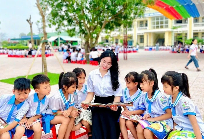 Cô giáo trẻ là người dân tộc Ơ Đu đầu tiên ứng cử đại biểu Quốc hội Cô giáo trẻ là người dân tộc Ơ Đu đầu tiên ứng cử đại biểu Quốc hội