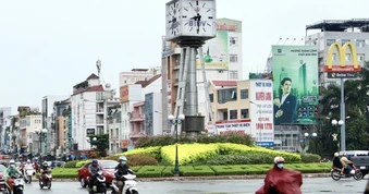 Có hay không việc tháo dỡ vòng xoay Điện Biên Phủ để giảm kẹt xe?