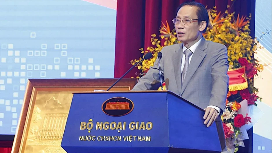 Cơ quan đại diện Việt Nam ở nước ngoài phải trở thành "bộ cảm biến" chiến lược của đất nước Cơ quan đại diện Việt Nam ở nước ngoài phải trở thành "bộ cảm biến" chiến lược của đất nước