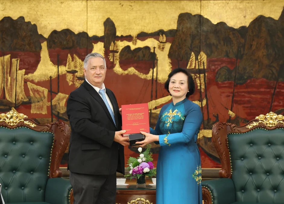 Cơ sở quan trọng xác định khu mộ liệt sỹ tập thể tại Công viên Lê Thị Riêng Cơ sở quan trọng xác định khu mộ liệt sỹ tập thể tại Công viên Lê Thị Riêng