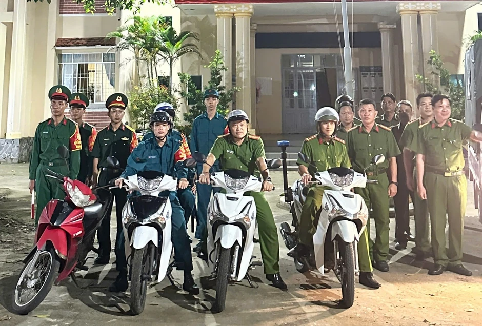Công an tỉnh An Giang đảm bảo an ninh trật tự cho ngày bầu cử sớm tại Thổ Châu Công an tỉnh An Giang đảm bảo an ninh trật tự cho ngày bầu cử sớm tại Thổ Châu