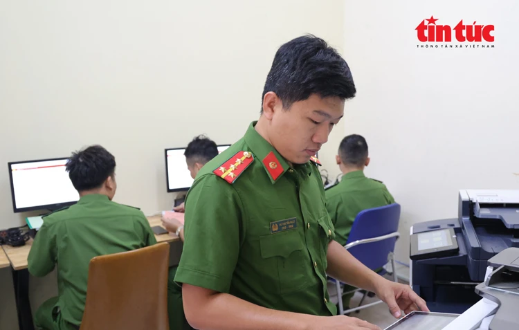 Công an TP Hồ Chí Minh tăng cường đảm bảo an ninh cho ngày bầu cử