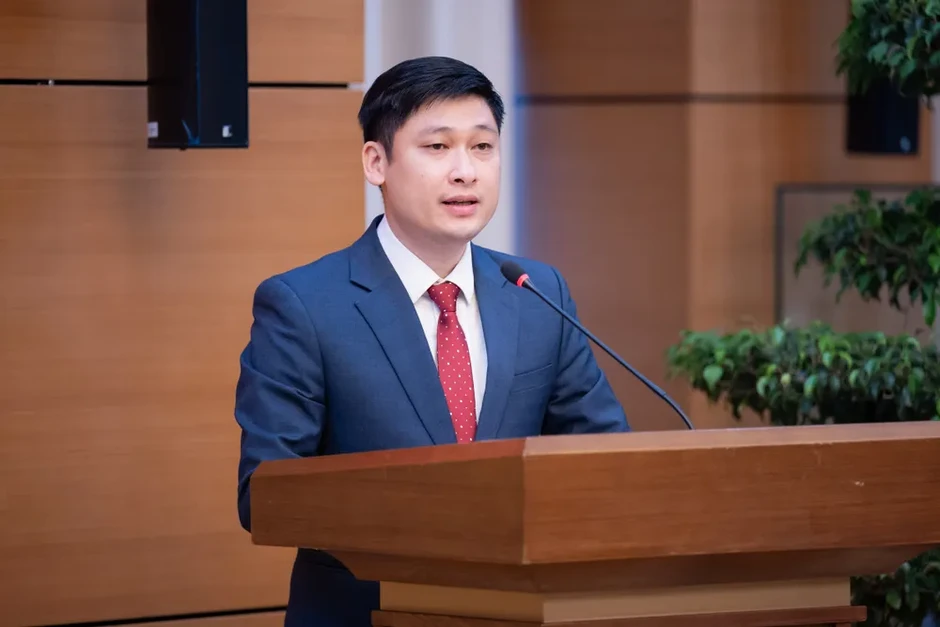 Công bố các quyết định của Ban Thường vụ Đảng ủy Quốc hội về công tác cán bộ Công bố các quyết định của Ban Thường vụ Đảng ủy Quốc hội về công tác cán bộ