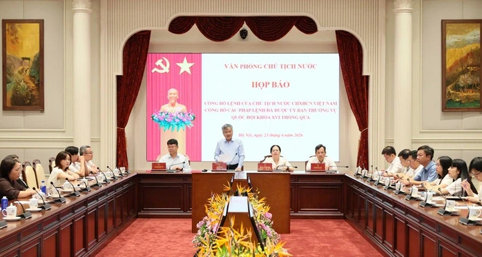Công bố Lệnh của Chủ tịch nước về 2 Pháp lệnh Công bố Lệnh của Chủ tịch nước về 2 Pháp lệnh