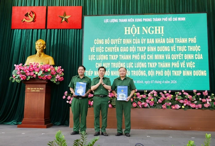 Công bố quyết định của UBND TPHCM về Lực lượng Thanh niên xung phong Công bố quyết định của UBND TPHCM về Lực lượng Thanh niên xung phong