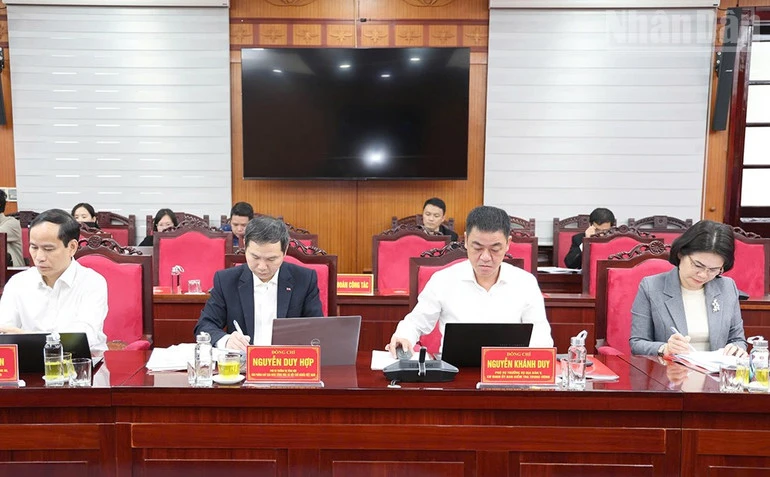 Công bố quyết định kiểm tra, giám sát của Bộ Chính trị, Ban Bí thư tại Sơn La Công bố quyết định kiểm tra, giám sát của Bộ Chính trị, Ban Bí thư tại Sơn La