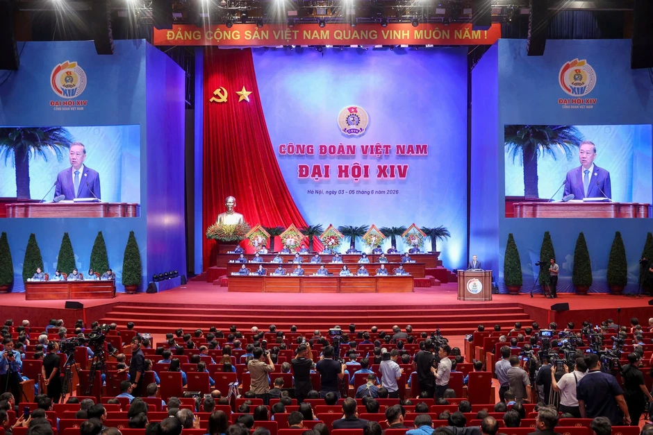 Công đoàn không thể hiện đại nếu vẫn hoạt động bằng giấy tờ, hội họp, khẩu hiệu Công đoàn không thể hiện đại nếu vẫn hoạt động bằng giấy tờ, hội họp, khẩu hiệu