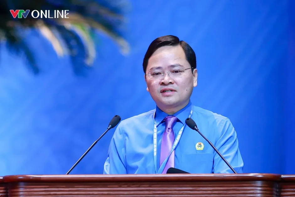 Công đoàn Việt Nam nêu cao tinh thần đoàn kết, đổi mới, sáng tạo, đưa Nghị quyết Đại hội vào cuộc sống Công đoàn Việt Nam nêu cao tinh thần đoàn kết, đổi mới, sáng tạo, đưa Nghị quyết Đại hội vào cuộc sống