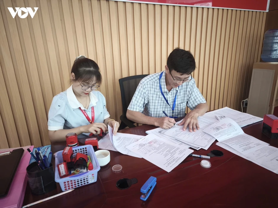Công nghệ số - "cánh tay nối dài" trong thế vừa làm vừa gỡ Công nghệ số - "cánh tay nối dài" trong thế vừa làm vừa gỡ