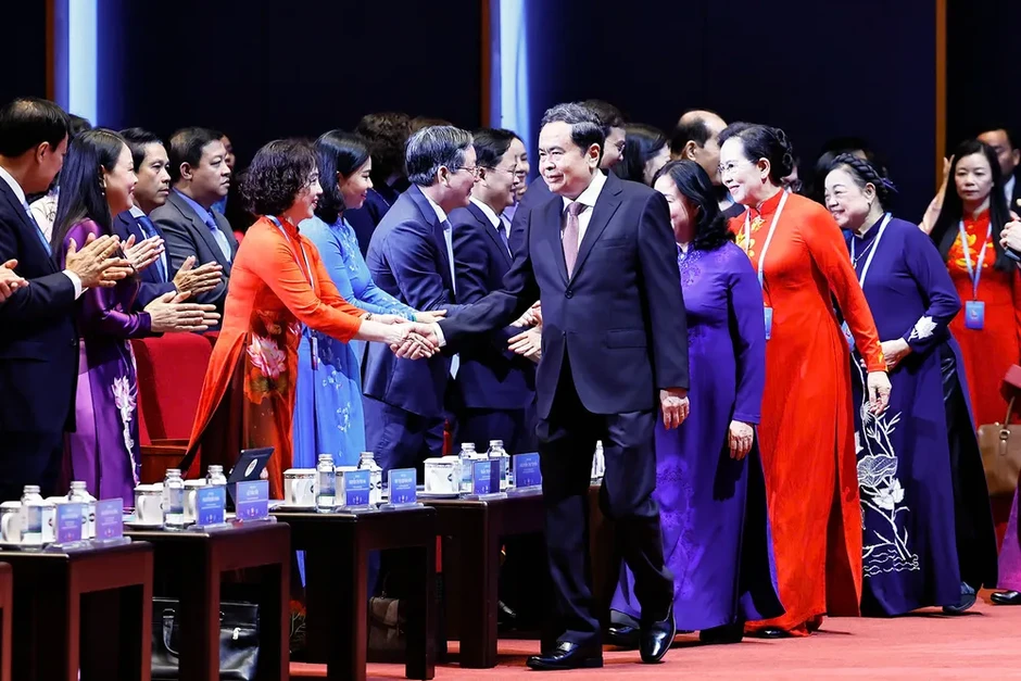 Công tác phụ nữ là nhiệm vụ của cả hệ thống chính trị Công tác phụ nữ là nhiệm vụ của cả hệ thống chính trị