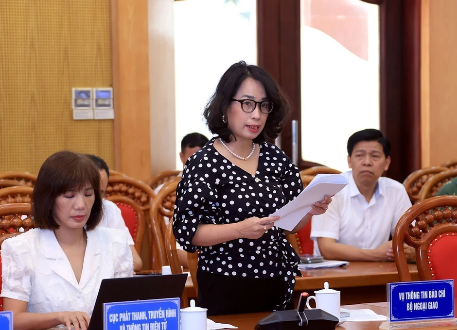 Công tác thông tin đối ngoại chuyển từ tư duy “phản ánh” sang “kiến tạo”, “định hướng” Công tác thông tin đối ngoại chuyển từ tư duy “phản ánh” sang “kiến tạo”, “định hướng”