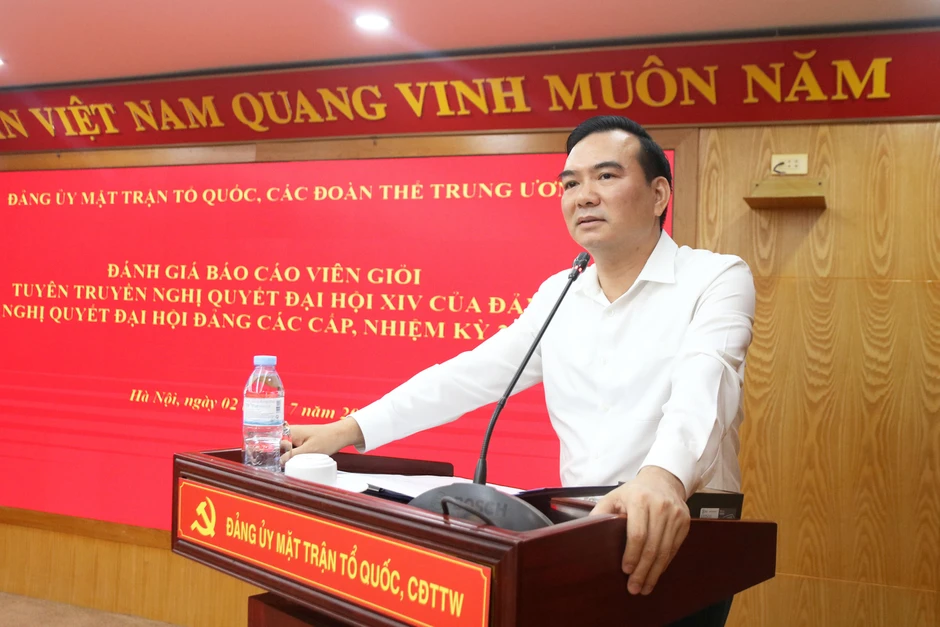 Công tác tuyên giáo – từ thống nhất nhận thức đến quy tụ lòng dân Công tác tuyên giáo – từ thống nhất nhận thức đến quy tụ lòng dân