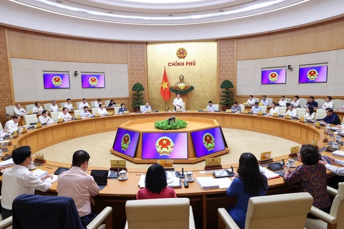 Cử người không đúng thành phần dự cuộc họp của Chính phủ sẽ bị phê bình công khai Cử người không đúng thành phần dự cuộc họp của Chính phủ sẽ bị phê bình công khai