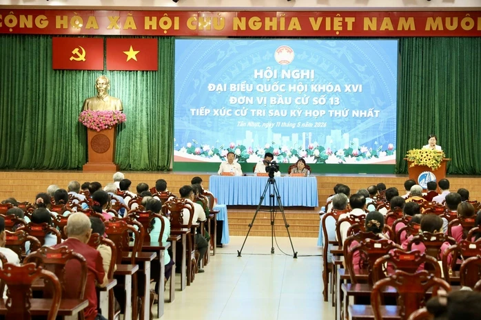 Cử tri 7 xã phía Tây TPHCM nêu nhiều vấn đề dân sinh “nóng”