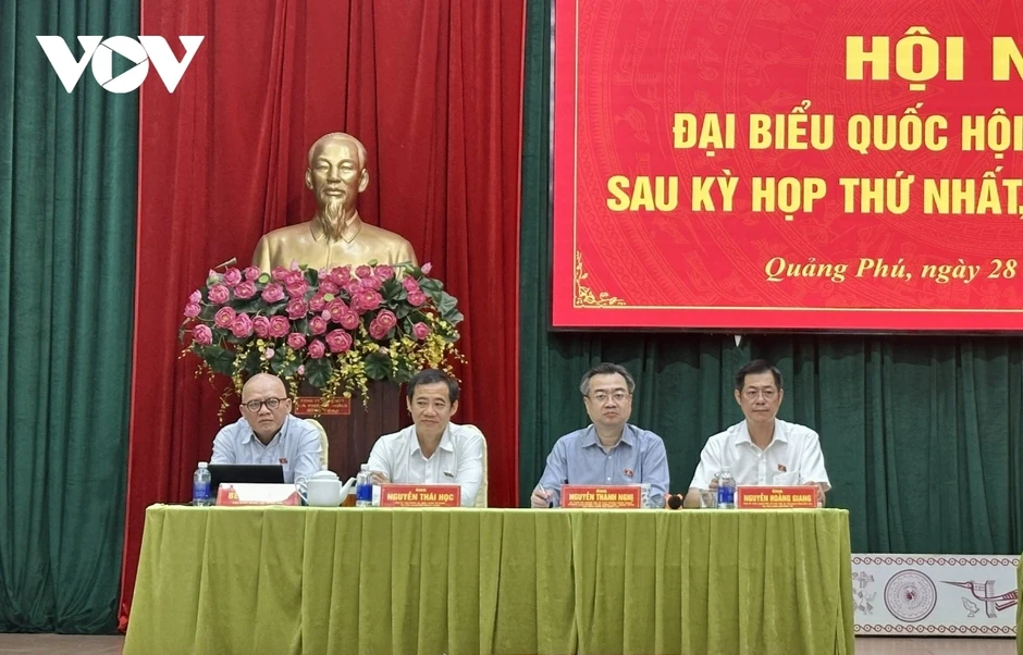 Cử tri Đắk Lắk và Điện Biên kiến nghị nhiều vấn đề tới đoàn đại biểu Quốc hội Cử tri Đắk Lắk và Điện Biên kiến nghị nhiều vấn đề tới đoàn đại biểu Quốc hội