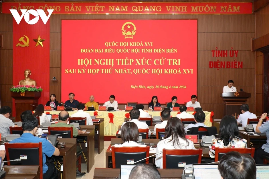 Cử tri Đắk Lắk và Điện Biên kiến nghị nhiều vấn đề tới đoàn đại biểu Quốc hội Cử tri Đắk Lắk và Điện Biên kiến nghị nhiều vấn đề tới đoàn đại biểu Quốc hội