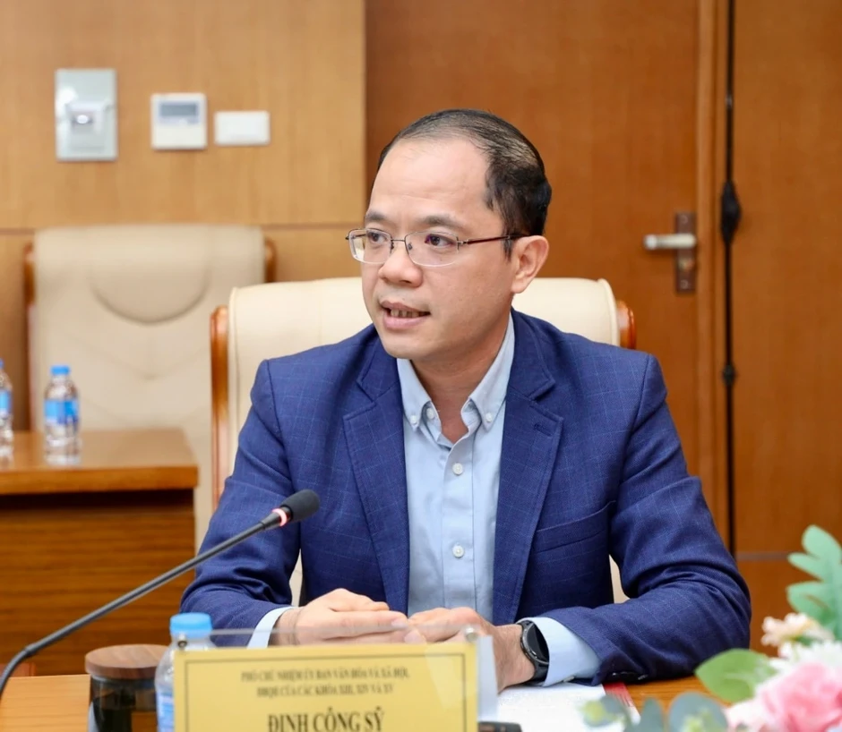Cử tri gửi gắm kỳ vọng qua lá phiếu Cử tri gửi gắm kỳ vọng qua lá phiếu