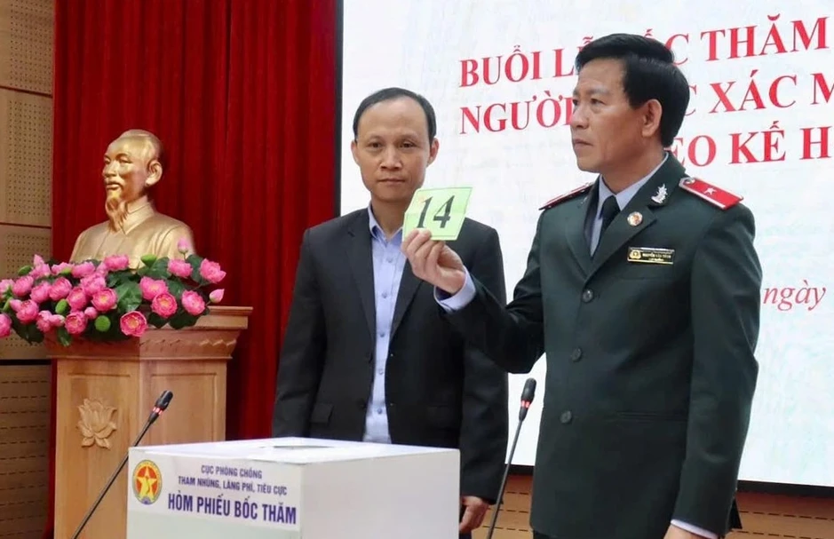 Cử tri Hưng Yên yêu cầu có giải pháp thu hồi triệt để tài sản tham nhũng Cử tri Hưng Yên yêu cầu có giải pháp thu hồi triệt để tài sản tham nhũng