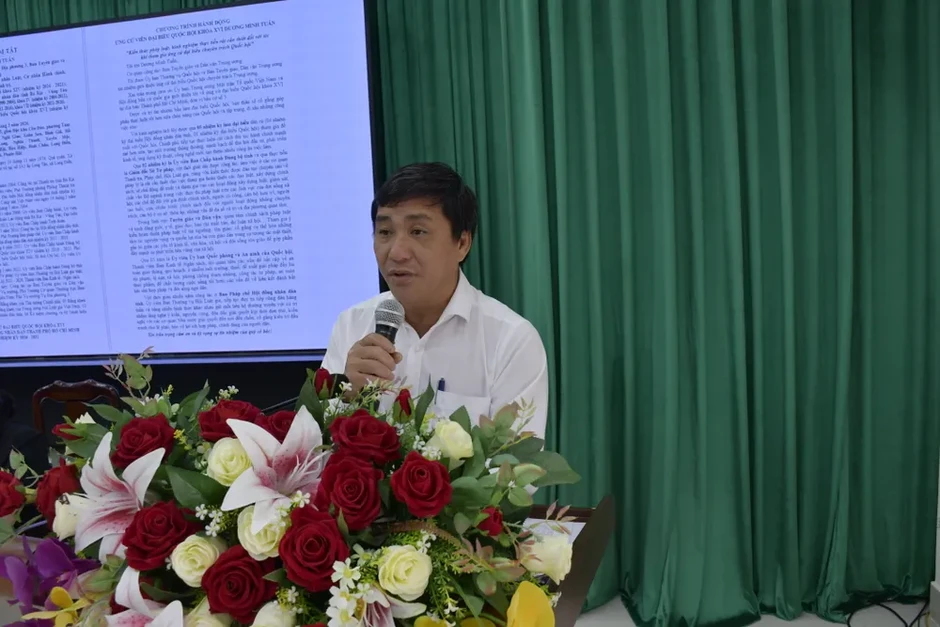 Cử tri mong có giải pháp cụ thể cho tăng ca trái quy định, ô nhiễm môi trường Cử tri mong có giải pháp cụ thể cho tăng ca trái quy định, ô nhiễm môi trường