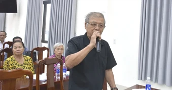 Cử tri mong có giải pháp cụ thể cho tăng ca trái quy định, ô nhiễm môi trường