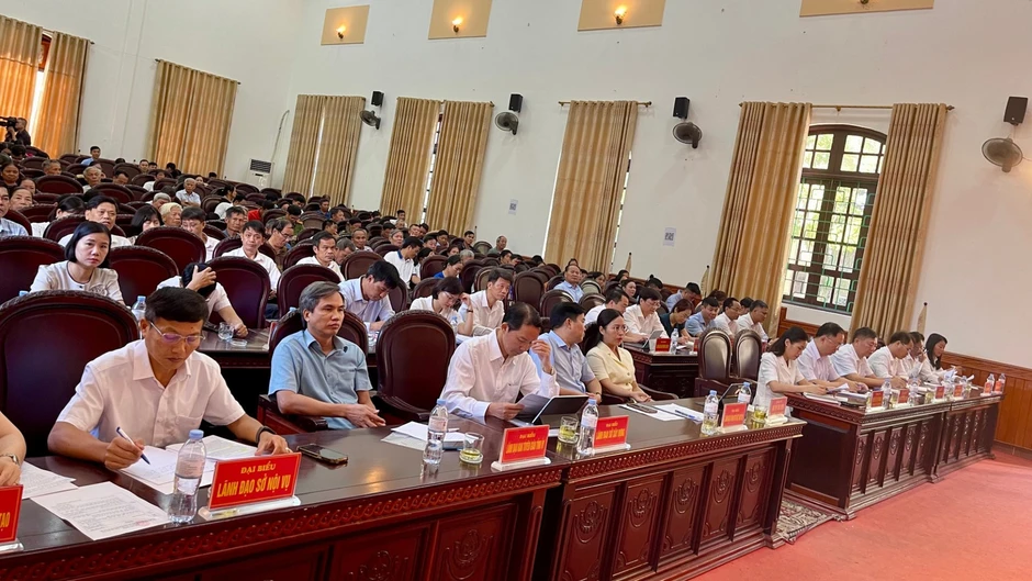 Cử tri Ninh Bình kiến nghị tháo gỡ nhiều vấn đề từ cơ sở