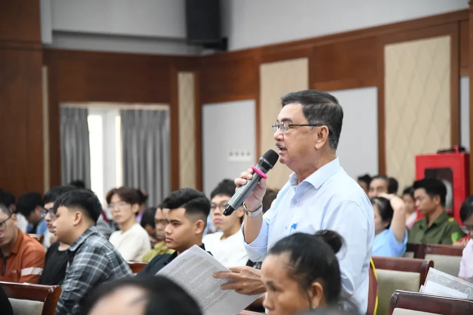 Cử tri phường Bình Tiên kiến nghị đẩy nhanh chỉnh trang đô thị, giảm ngập Cử tri phường Bình Tiên kiến nghị đẩy nhanh chỉnh trang đô thị, giảm ngập