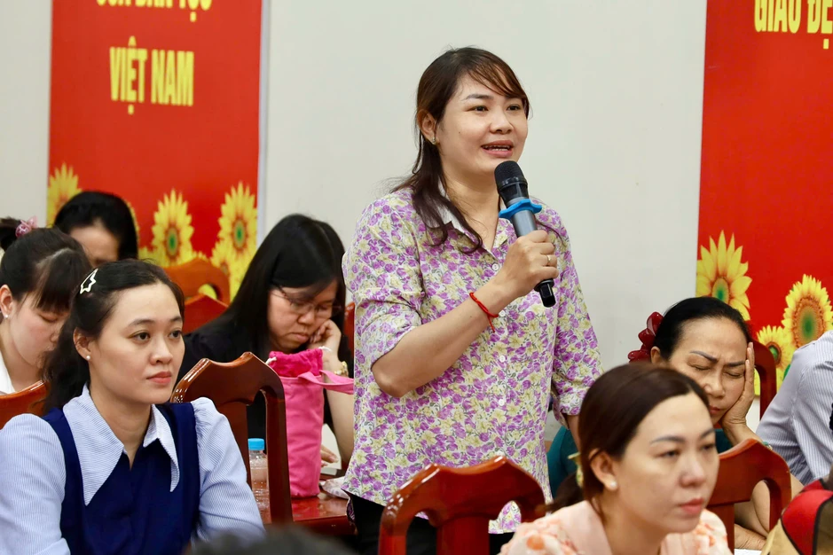 Cử tri phường Tam Bình -TPHCM kiến nghị xử lý ô nhiễm rạch Gò Dưa Cử tri phường Tam Bình -TPHCM kiến nghị xử lý ô nhiễm rạch Gò Dưa
