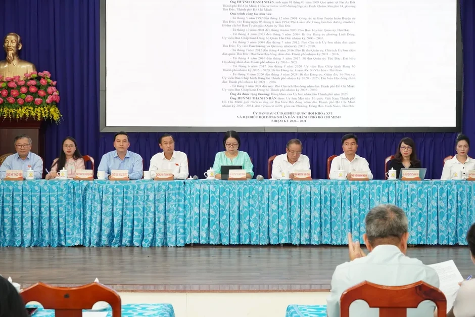 Cử tri phường Thủ Đức kiến nghị không để kênh rạch trở thành “kênh chết” Cử tri phường Thủ Đức kiến nghị không để kênh rạch trở thành “kênh chết”