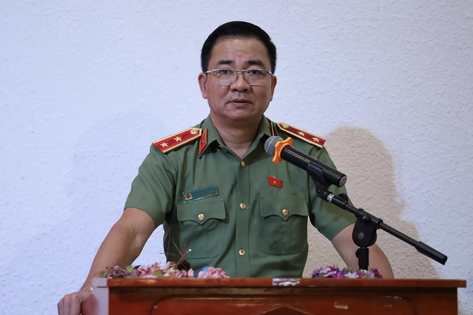 Cử tri "đặt hàng" bộ quy tắc ứng xử cho cư dân TPHCM Cử tri "đặt hàng" bộ quy tắc ứng xử cho cư dân TPHCM