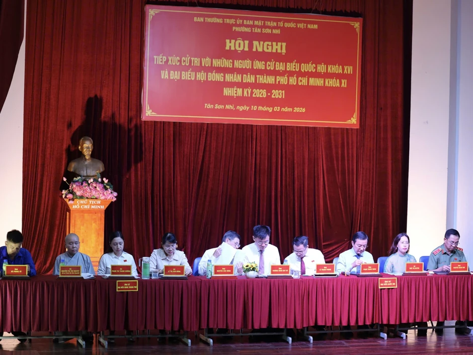Cử tri "đặt hàng" bộ quy tắc ứng xử cho cư dân TPHCM Cử tri "đặt hàng" bộ quy tắc ứng xử cho cư dân TPHCM