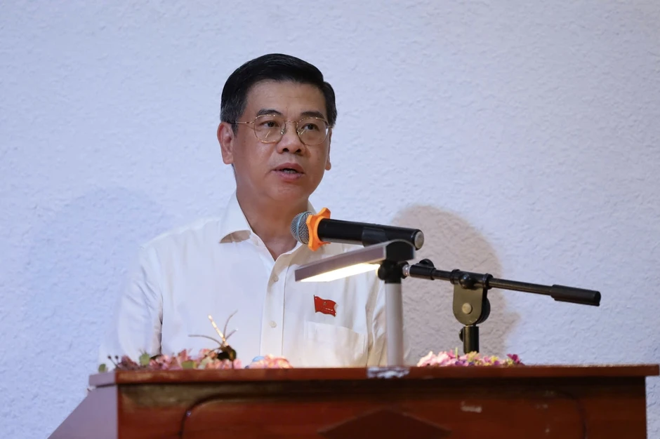 Cử tri "đặt hàng" bộ quy tắc ứng xử cho cư dân TPHCM Cử tri "đặt hàng" bộ quy tắc ứng xử cho cư dân TPHCM