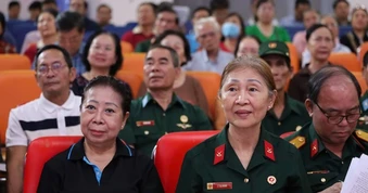 Cử tri "đặt hàng" bộ quy tắc ứng xử cho cư dân TPHCM