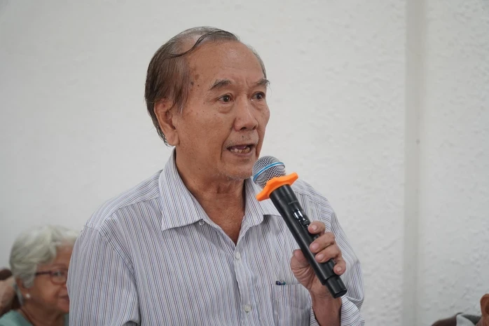 Cử tri TPHCM phản ánh vướng mắc về hạ tầng, nhà ở, môi trường Cử tri TPHCM phản ánh vướng mắc về hạ tầng, nhà ở, môi trường