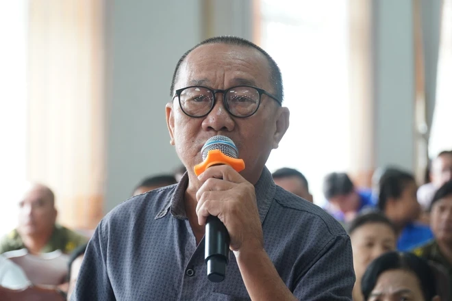 Cử tri TPHCM phản ánh vướng mắc về hạ tầng, nhà ở, môi trường Cử tri TPHCM phản ánh vướng mắc về hạ tầng, nhà ở, môi trường