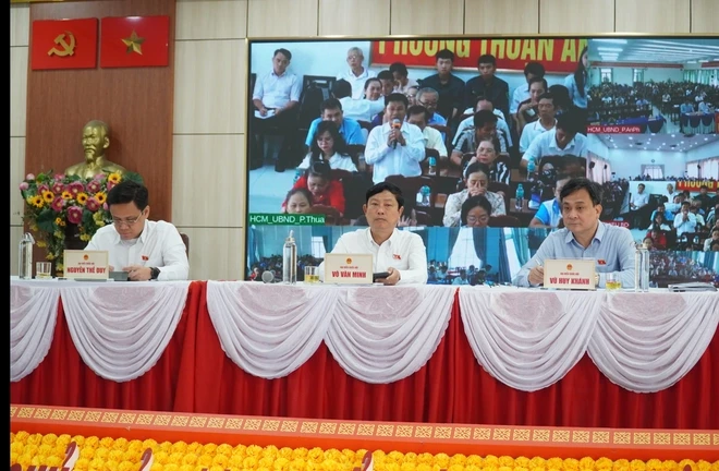 Cử tri TPHCM phản ánh vướng mắc về hạ tầng, nhà ở, môi trường Cử tri TPHCM phản ánh vướng mắc về hạ tầng, nhà ở, môi trường