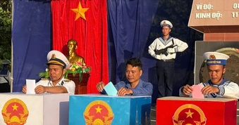 Cử tri Trường Sa cùng cả nước tham gia “Ngày hội non sông”