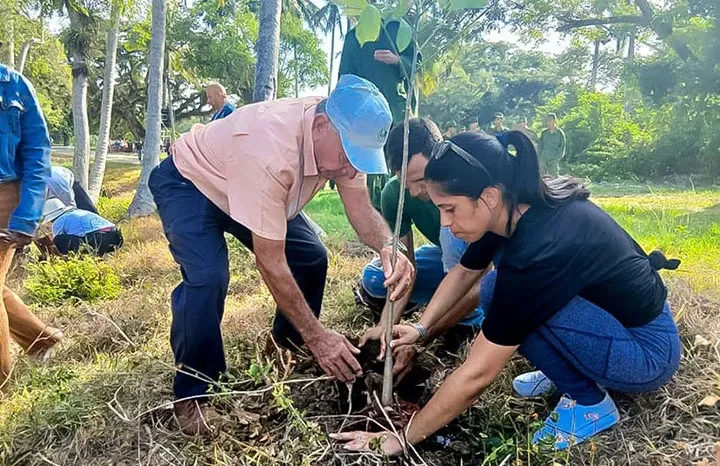 Cuba tổ chức nhiều hoạt động kỷ niệm 100 năm ngày sinh Lãnh tụ Fidel Castro