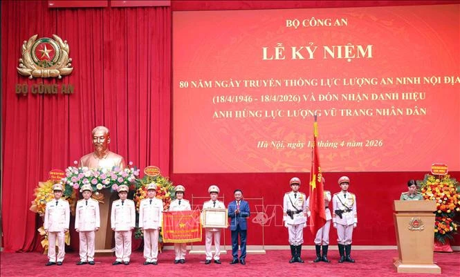 Cục An ninh nội địa đón nhận danh hiệu Anh hùng lực lượng vũ trang nhân dân Cục An ninh nội địa đón nhận danh hiệu Anh hùng lực lượng vũ trang nhân dân