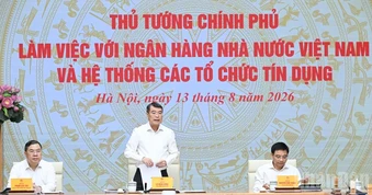 Củng cố ổn định vĩ mô, bảo đảm các cân đối lớn của nền kinh tế