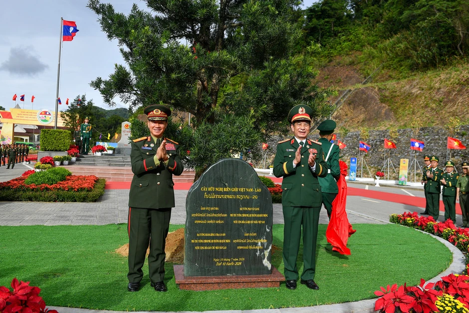 Cùng xây dựng biên giới hòa bình, hữu nghị, ổn định, hợp tác và phát triển