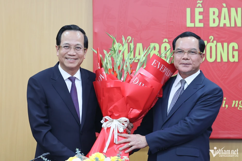 Cuộc chuyển giao “di sản” và niềm tin dưới “mái nhà” Bộ Dân tộc và Tôn giáo Cuộc chuyển giao “di sản” và niềm tin dưới “mái nhà” Bộ Dân tộc và Tôn giáo