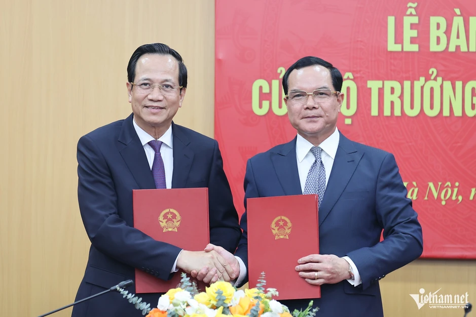 Cuộc chuyển giao “di sản” và niềm tin dưới “mái nhà” Bộ Dân tộc và Tôn giáo Cuộc chuyển giao “di sản” và niềm tin dưới “mái nhà” Bộ Dân tộc và Tôn giáo