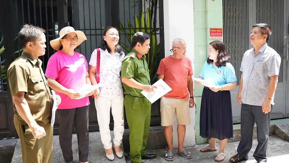Cuộc sắp xếp để chính quyền “sâu rễ, bền gốc” - Bài 2: Lắng nghe ý dân qua từng lá phiếu Cuộc sắp xếp để chính quyền “sâu rễ, bền gốc” - Bài 2: Lắng nghe ý dân qua từng lá phiếu