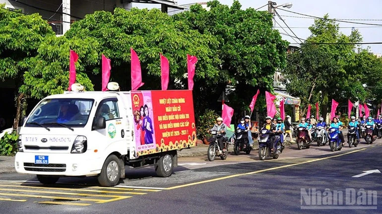 Đà Nẵng: Các địa phương hòa nhịp đập ngày hội non sông Đà Nẵng: Các địa phương hòa nhịp đập ngày hội non sông